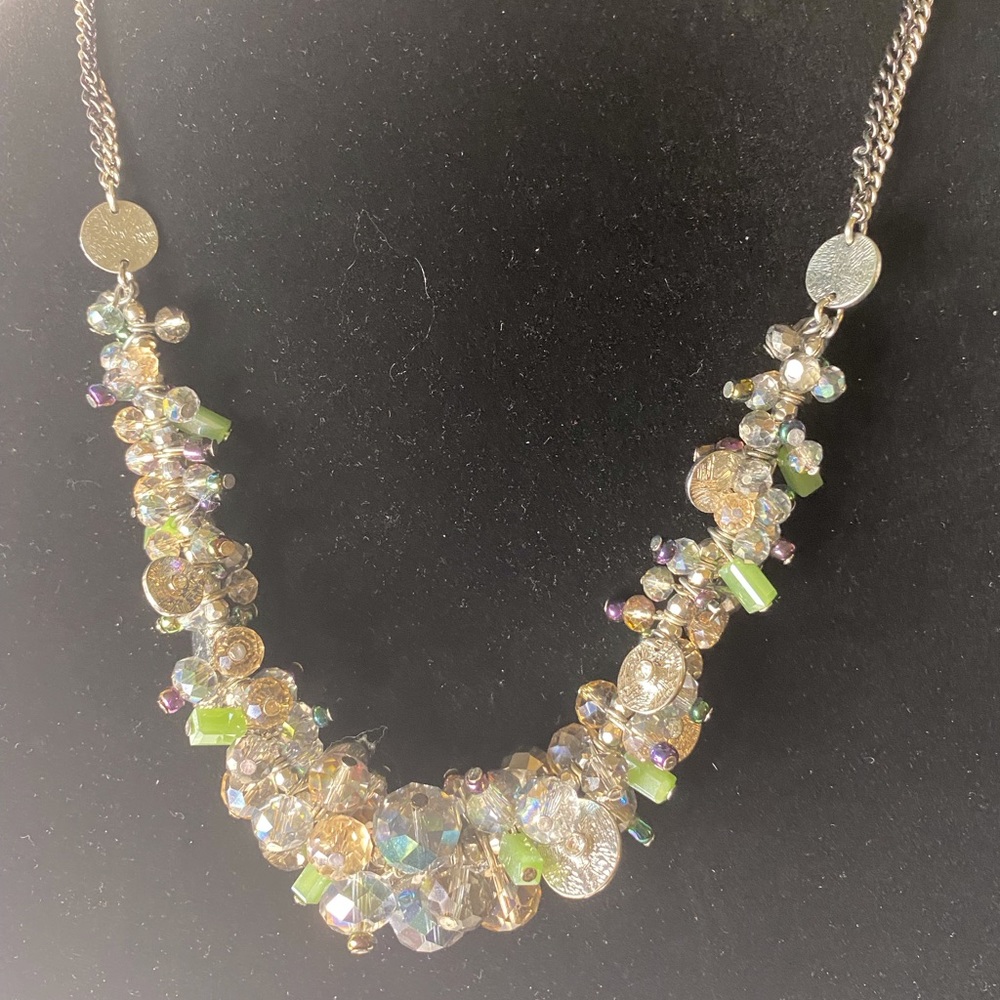 Pretty neckless silver, light green and light gray beads $21